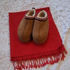 Cozy Tan Slippers with Red Tassel Scarf